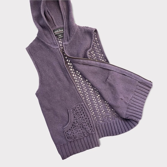 Woolrich Sweaters - RARE Vintage Woolrich Hooded Crochet Vest Medium Purple Knit Zip Vest Activewear